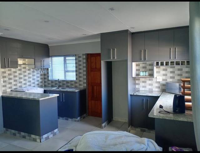 4 BEDROOM HOUSE FOR SALE IN SEAWINDS